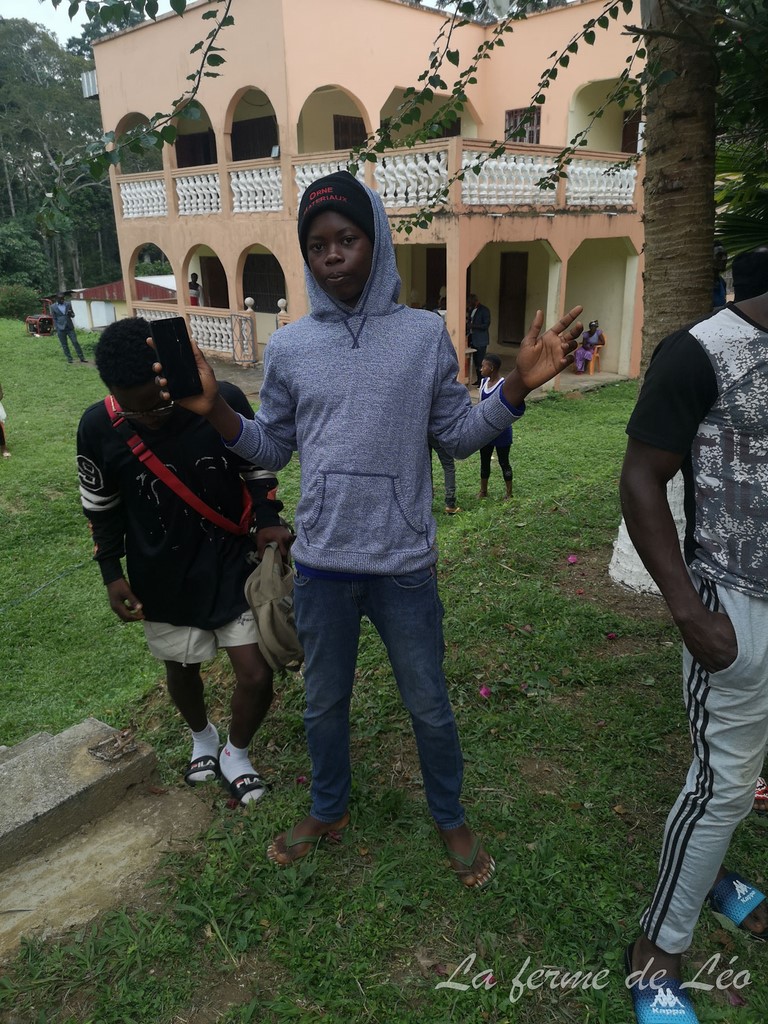 LFDL_Cameroun 2020-Remise De dons-Prince