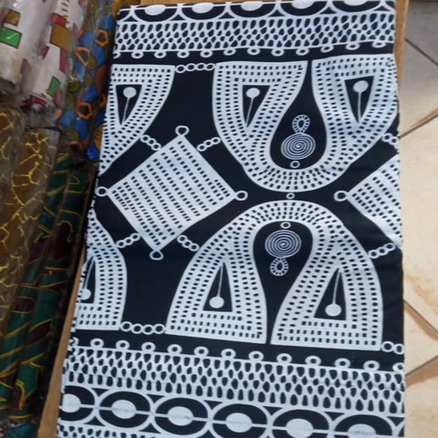 tissu pagne wax africain 6 yard,ventes solidaire,lafermedeleo,La ferme de Léo,