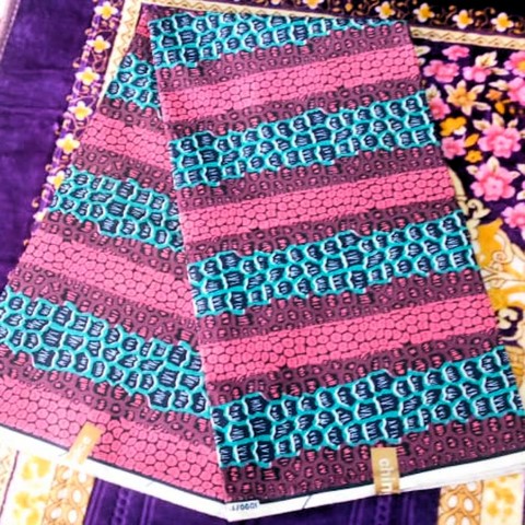 tissu pagne wax africain 6 yard,ventes solidaire,lafermedeleo,La ferme de Léo,