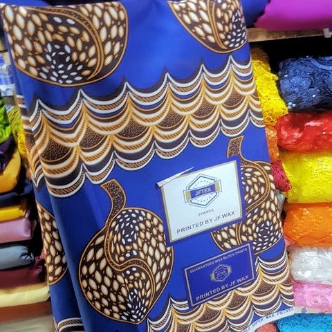 tissu pagne wax africain 6 yard,ventes solidaire,lafermedeleo,La ferme de Léo,