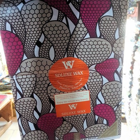 Tissu pagne wax africain 8 mars,  La ferme de Léo, ventes solidaires, 8 mars,