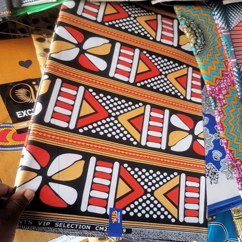 tissu pagne wax africain 6 yard,ventes solidaire,lafermedeleo,La ferme de Léo,