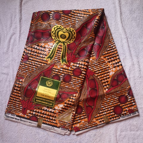 Tissu pagne wax africain 8 mars,  La ferme de Léo, ventes solidaires,