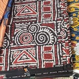 issu pagne wax africain 8 mars,  La ferme de Léo, ventes solidaires,